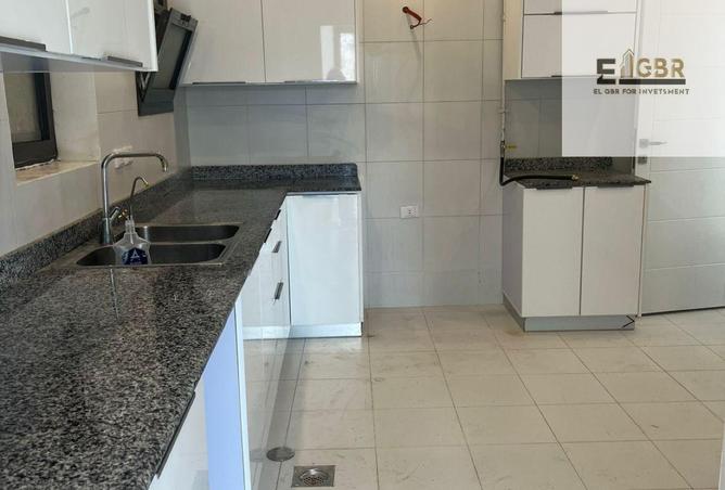 77053992 - Property Image 2