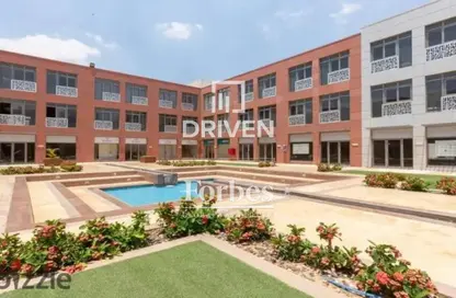 بناية كاملة - استوديو - 8 حمامات للبيع في ذا كورت يارد - الحي الثاني عشر - الشيخ زايد - الجيزة