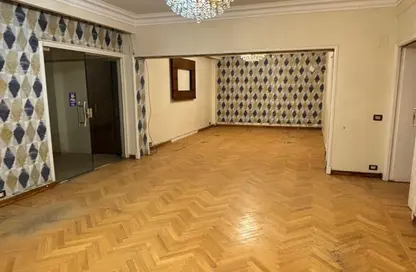 Office Space - 6 Bedrooms - 3 Bathrooms for rent in Al Nozha St. - Almazah - Heliopolis - Masr El Gedida - Cairo