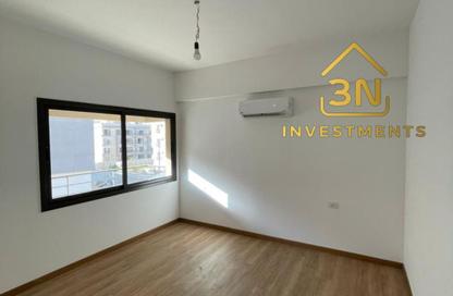 شقة - 3 غرف نوم - 2 حمامات للايجار في مون ريزيدنس - فيفث سكوير - التجمع الخامس - مدينة القاهرة الجديدة - القاهرة