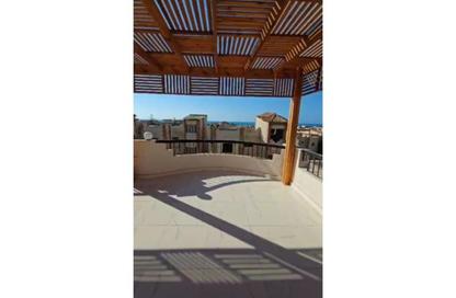 فيلا - 4 غرف نوم - 2 حمامات للبيع في مركز الحمام - الساحل الشمالي