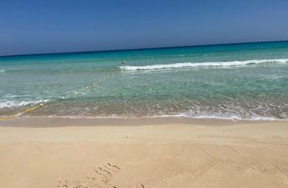 Chalet - 2 Bedrooms - 2 Bathrooms for sale in Seashore - Ras Al Hekma - North Coast