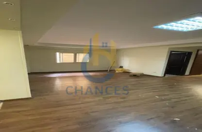 دوبلكس - 6 غرف نوم - 3 حمامات للبيع في شارع الامام زين العابدين - البنفسج 9 - البنفسج - مدينة القاهرة الجديدة - القاهرة