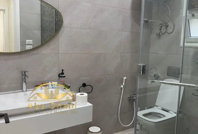 99102860 - Property Image 2