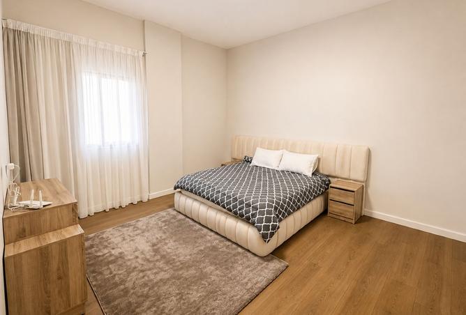 99389001 - Property Image 2