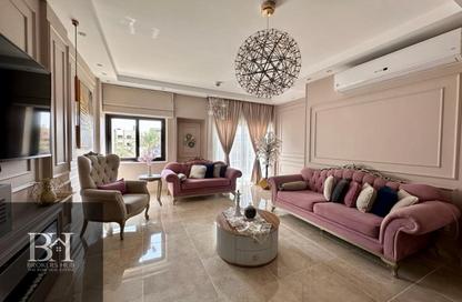 شقة - 3 غرف نوم - 2 حمامات للبيع في فيفث سكوير - التجمع الخامس - مدينة القاهرة الجديدة - القاهرة