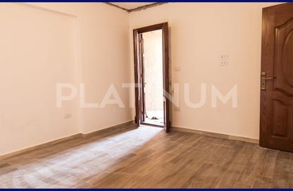 شقة - 3 غرف نوم - 2 حمامات للبيع في شارع أبو عجيلة - لوران - حي شرق - الاسكندرية شقة - 3 غرف نوم - 2 حمامات للبيع في شارع أبو عجيلة - لوران - حي شرق - الاسكندرية
