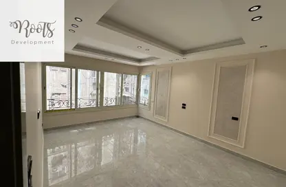 Apartment - 3 Bedrooms - 3 Bathrooms for sale in Lebanon St. - Mohandessin - Giza