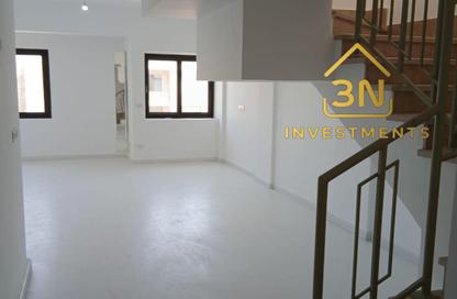 (بنتهاوس  (روف - 3 غرف نوم - 3 حمامات للايجار في مون ريزيدنس - فيفث سكوير - التجمع الخامس - مدينة القاهرة الجديدة - القاهرة