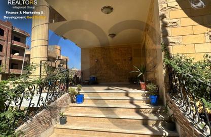 فيلا - 5 غرف نوم - 5 حمامات للبيع في مدينة الفردوس - طريق الواحات - مدينة 6 أكتوبر - الجيزة