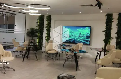 مساحات مكتبية - 6 غرف نوم - 2 حمامات للايجار في شارع مجمع البنوك - شارع التسعين الجنوبي - التجمع الخامس - مدينة القاهرة الجديدة - القاهرة