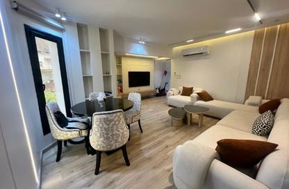 Apartment - 2 Bedrooms - 2 Bathrooms for sale in Dokki - Giza