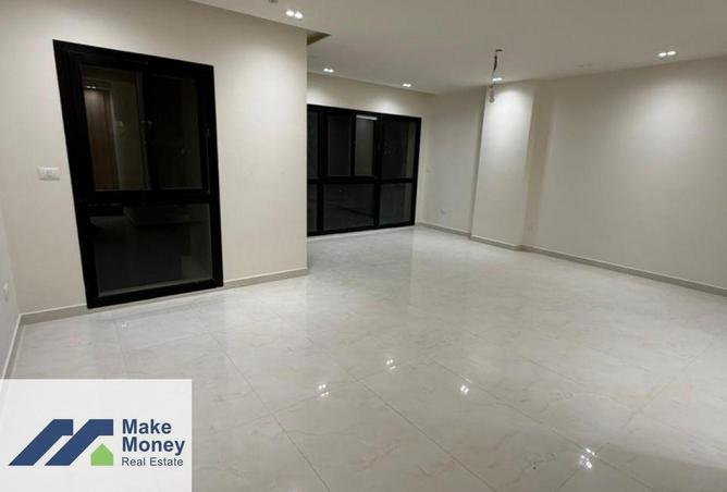 70374223 - صورة العقار 2