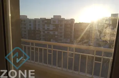 شقة - 2 غرف نوم - 1 حمام للايجار في B12 - مدينتي - القاهرة