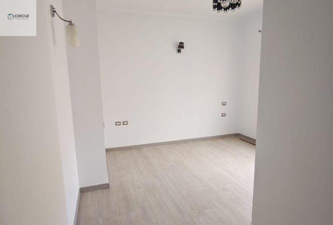105443128 - Property Image 3