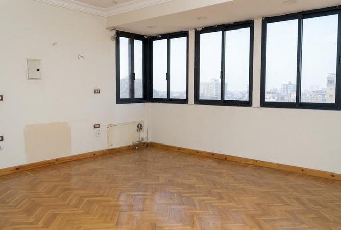 106837861 - Property Image 3