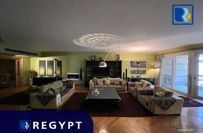 شقة - 4 غرف نوم - 3 حمامات للايجار في شارع ابن زنكي - الزمالك - القاهرة