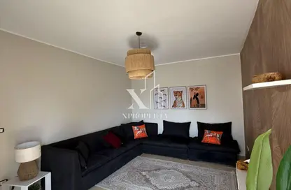 دوبلكس - 3 غرف نوم - 2 حمامات للبيع في حدائق المهندسين - الحي الرابع - الشيخ زايد - الجيزة