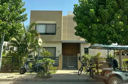 Villa - 6 Bedrooms - 7+ Bathrooms for sale in The Crown - Cairo Alexandria Desert Road - 6 October City - Giza