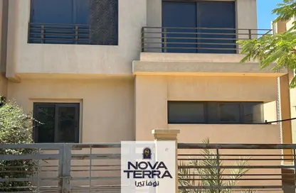 Twin House - 3 Bedrooms - 4 Bathrooms for sale in Alma - 2nd District - Sheikh Zayed City - Giza