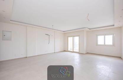 شقة - 3 غرف نوم - 2 حمامات للايجار في اليكس ويست - كمبوندات الاسكندرية - الاسكندرية