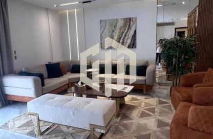 Apartment - 2 Bedrooms - 2 Bathrooms for rent in Cluster 18 - Hyde Park - New Cairo City - Cairo