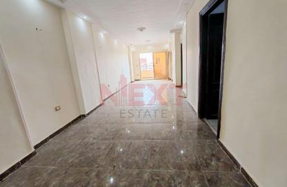 شقة - 2 غرف نوم - 1 حمام للبيع في طريق الزعيم جمال عبد الناصر - سيدي بشر - حي اول المنتزة - الاسكندرية