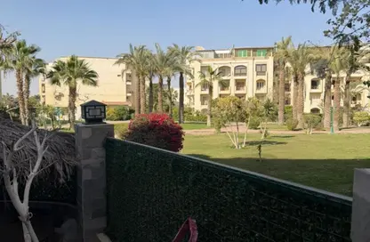 Apartment - 3 Bedrooms - 2 Bathrooms for sale in Hadayek Al Mohandessin - 4th District - Sheikh Zayed City - Giza