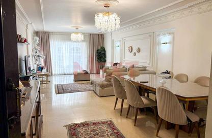 Apartment - 3 Bedrooms - 2 Bathrooms for sale in Mohamed Fawzy Moaz St. - Smouha - Hay Sharq - Alexandria