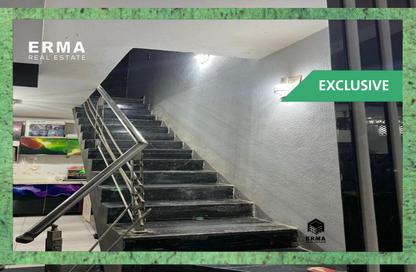 Apartment - 5 Bedrooms - 2 Bathrooms for sale in Masaken Al Mokattam St. - Al Hadaba Al Olya - Mokattam - Cairo Apartment - 5 Bedrooms - 2 Bathrooms for sale in Masaken Al Mokattam St. - Al Hadaba Al Olya - Mokattam - Cairo