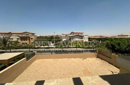 Villa - 4 - 4 for sale in Garden Residence - Hyde Park - New Cairo City - Cairo