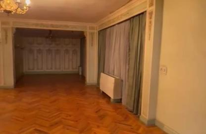 Apartment - 4 Bedrooms - 3 Bathrooms for sale in Misr Helwan Agriculture Road - Maadi - Hay El Maadi - Cairo