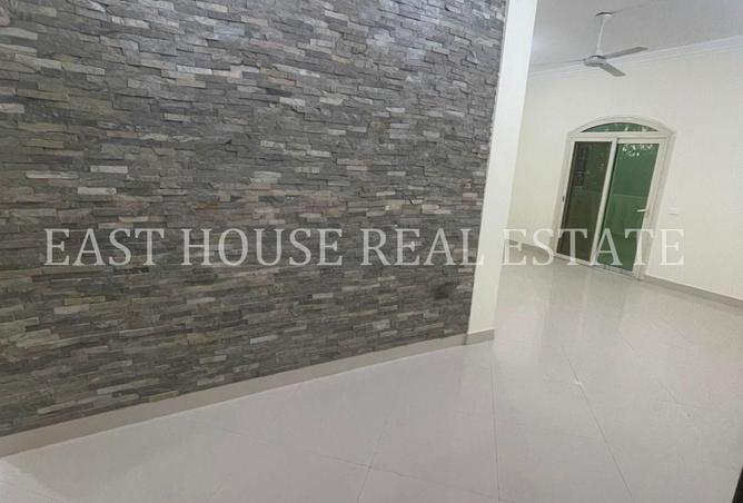 74309360 - Property Image 2