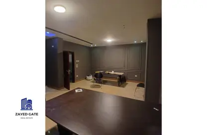 دوبلكس - 4 غرف نوم - 3 حمامات للايجار في الحي السابع - الشيخ زايد - الجيزة