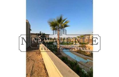Villa - 4 - 5 for sale in Swan Lake Residence - 5th Settlement Compounds - The 5th Settlement - New Cairo City - Cairo Villa - 4 - 5 for sale in Swan Lake Residence - 5th Settlement Compounds - The 5th Settlement - New Cairo City - Cairo