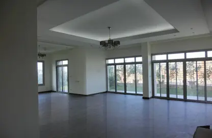 فيلا - 5 غرف نوم - 5 حمامات للايجار في الجريا - كمبوندات الشيخ زايد - الشيخ زايد - الجيزة