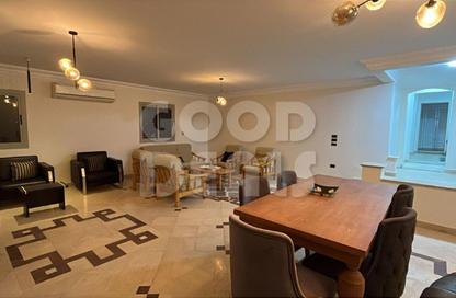 Apartment - 2 Bedrooms - 2 Bathrooms for sale in Al Berdiss St. - Ard El Golf - Heliopolis - Masr El Gedida - Cairo