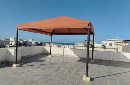 (بنتهاوس  (روف - 3 غرف نوم - 2 حمامات للبيع في أمواج - سيدي عبد الرحمن - الساحل الشمالي