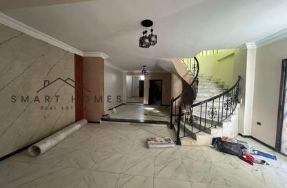 Apartment - 3 Bedrooms - 3 Bathrooms for rent in 7th District - Sheikh Zayed City - Giza
