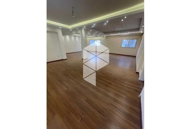 66683434 - Property Main Image