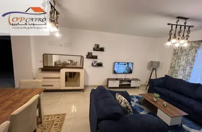 شقة - 3 غرف نوم - 2 حمامات للايجار في B12 - مدينتي - القاهرة