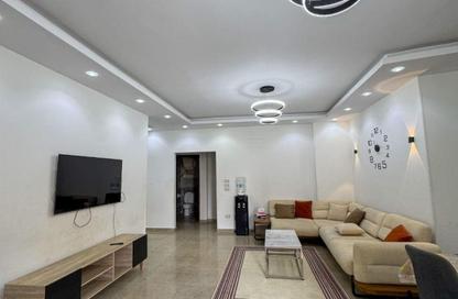 شقة - 3 غرف نوم - 2 حمامات للايجار في عمارات البنفسج - البنفسج - مدينة القاهرة الجديدة - القاهرة