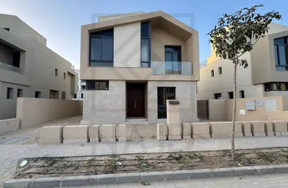 فيلا - 4 غرف نوم - 3 حمامات للبيع في كارمل - مدينة زايد الجديدة - الشيخ زايد - الجيزة