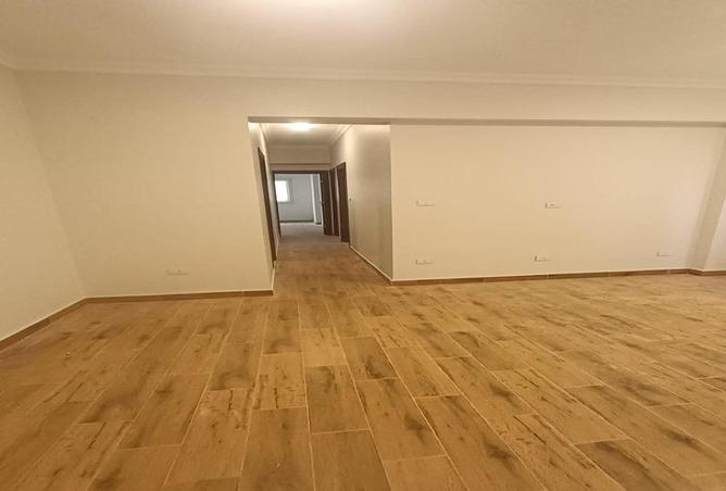 8668921 - Property Image 2