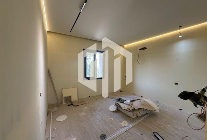 8681019 - Property Image 2