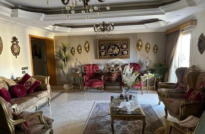 شقة - 3 غرف نوم - 2 حمامات للبيع في شارع عمارات المدفعيه - مساكن المهندسين - مدينة نصر - القاهرة شقة - 3 غرف نوم - 2 حمامات للبيع في شارع عمارات المدفعيه - مساكن المهندسين - مدينة نصر - القاهرة