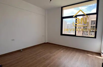 شقة - 3 غرف نوم - 2 حمامات للايجار في مون ريزيدنس - فيفث سكوير - التجمع الخامس - مدينة القاهرة الجديدة - القاهرة