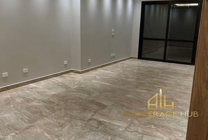 107968400 - Property Main Image