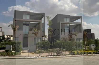Townhouse - 3 Bedrooms - 3 Bathrooms for sale in Swan Lake Residence - 5th Settlement Compounds - The 5th Settlement - New Cairo City - Cairo Townhouse - 3 Bedrooms - 3 Bathrooms for sale in Swan Lake Residence - 5th Settlement Compounds - The 5th Settlement - New Cairo City - Cairo