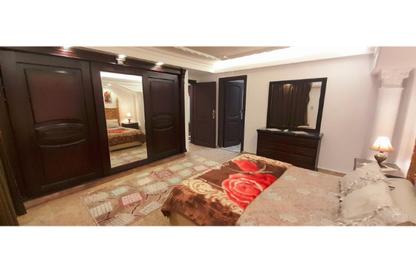 Apartment - 3 Bedrooms - 2 Bathrooms for rent in Abdel Razek Al Sanhouri St. - 6th Zone - Nasr City - Cairo